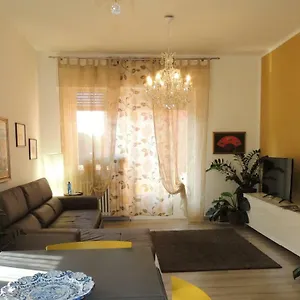  Apartamento Residenza Arusnati Italia