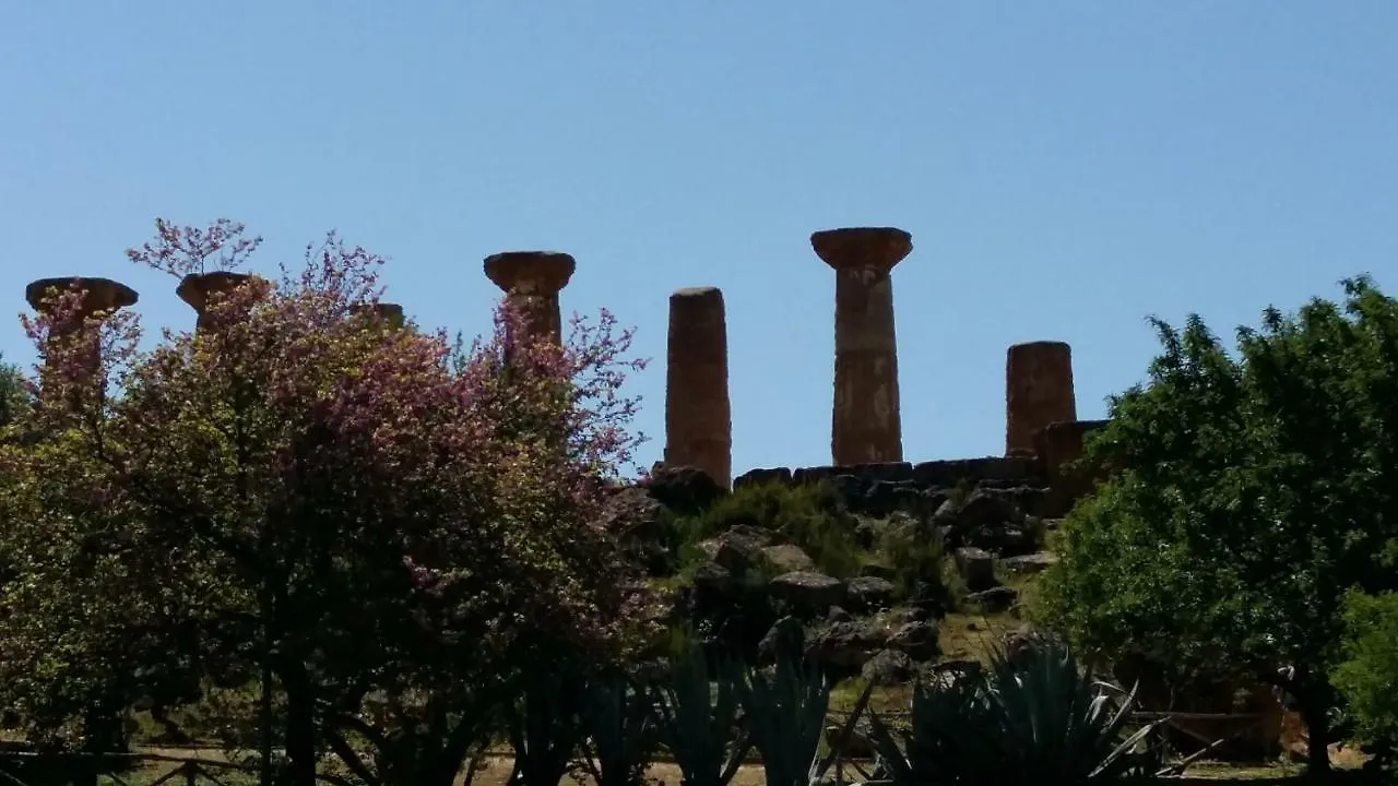 Vento Di Tramontana Bed & Breakfast Agrigento Italy