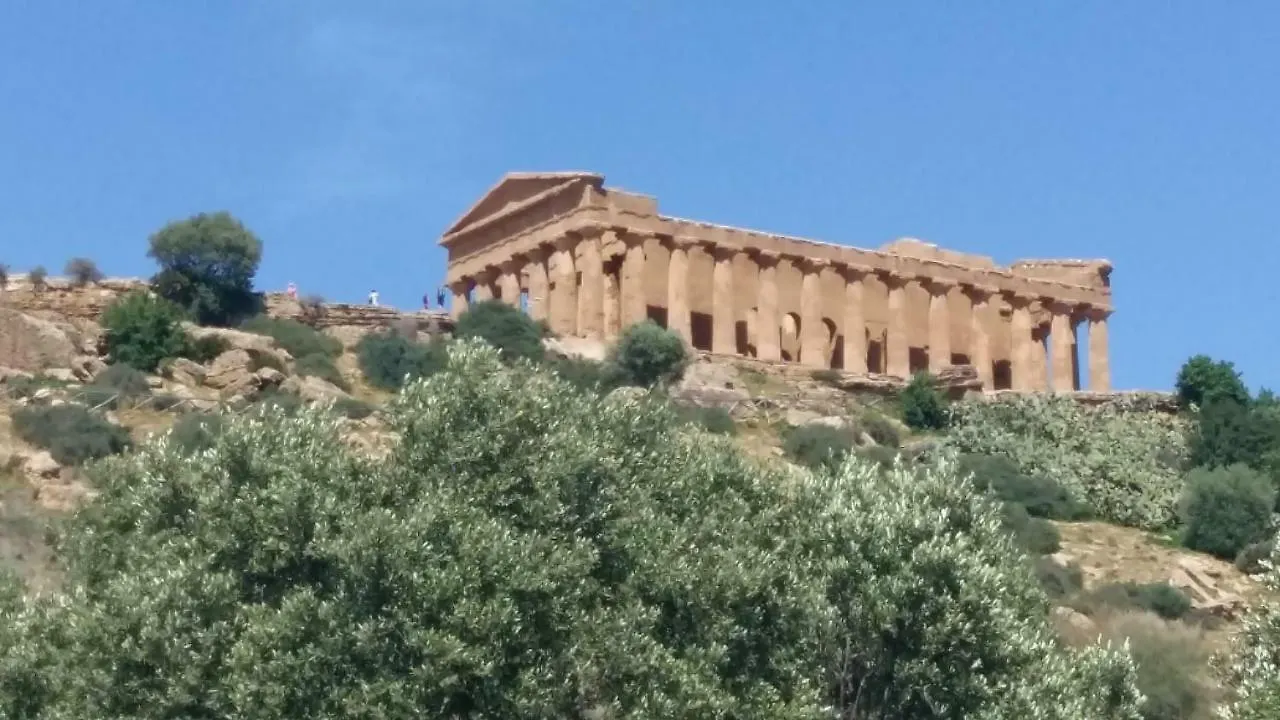 Vento Di Tramontana Bed & Breakfast Agrigento 0*,  Italy